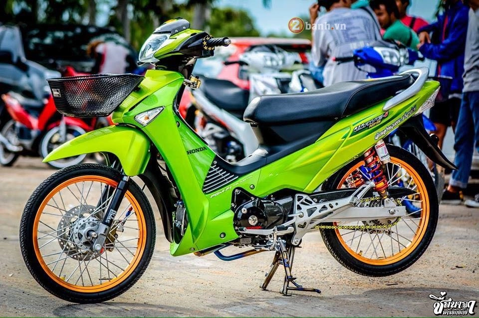 Honda wave 125i độ kiểng đẹp lạ kì của biker thailand