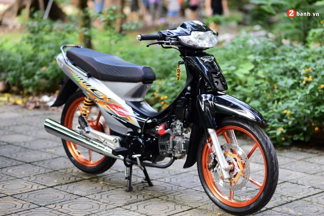 Honda wave độ siêu tâm huyết của cậu sinh viên ngành báo chí