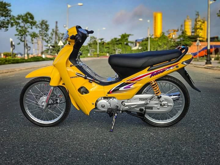 Honda wave trang bị nhiều đồ chơi có giá trị của tay chơi tiền giang