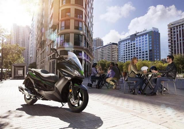 Kawasaki j125 xe tay ga 125cc có giá bán khoảng 137 triệu đồng