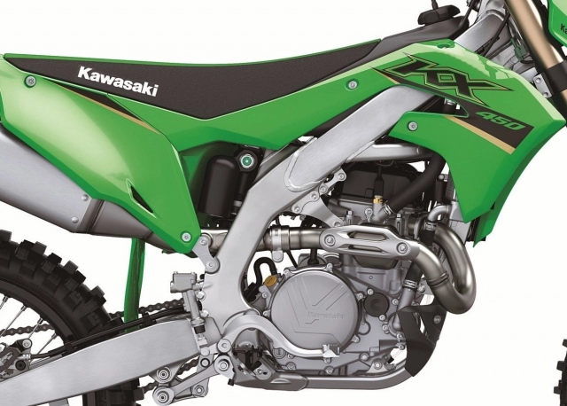Kawasaki kx450 2022 trình làng động cơ đã được đại tu hoàn toàn