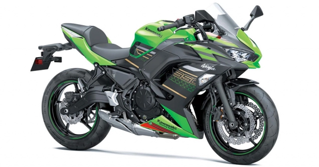 Kawasaki ninja 700r sẵn sàng khiêu chiến yamaha r7 và honda cbr650r