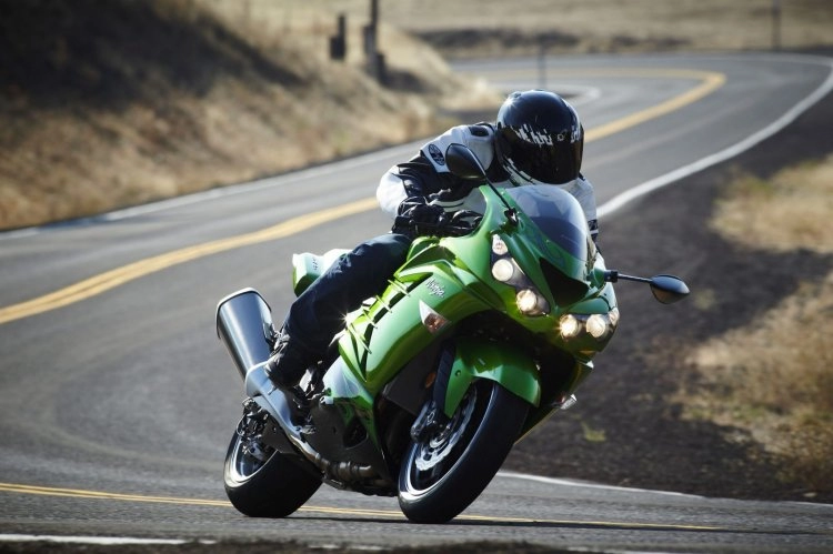 Kawasaki ninja zx-14r chính thức ngừng bán sau năm 2020