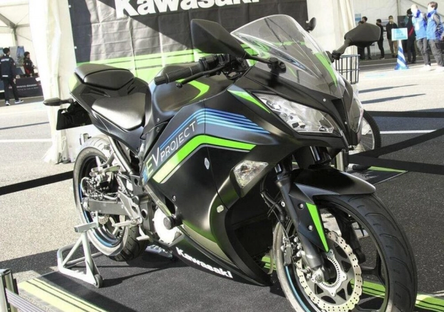 Kawasaki sẽ trình làng mẫu xe điện đầu tiên của hãng tại sự kiện eicma 2021