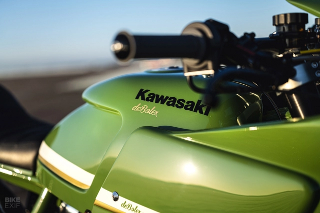 Kawasaki zrx1200r độ phong cách xanh lá độ đáo đến từ debolex
