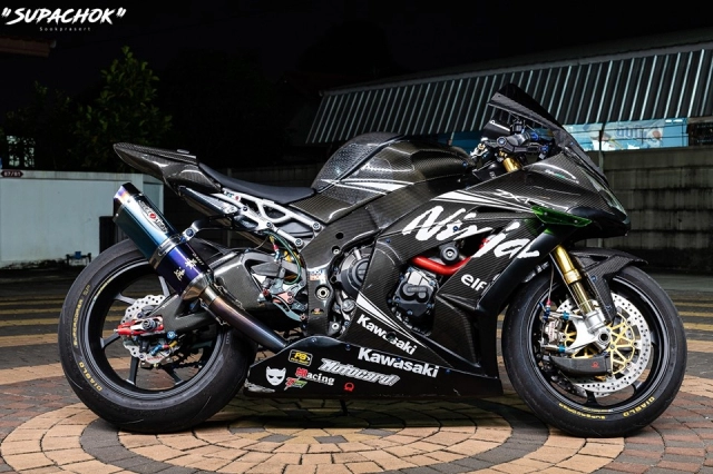 Kawasaki zx-10r độ vượt trội với dàn áo full carbon