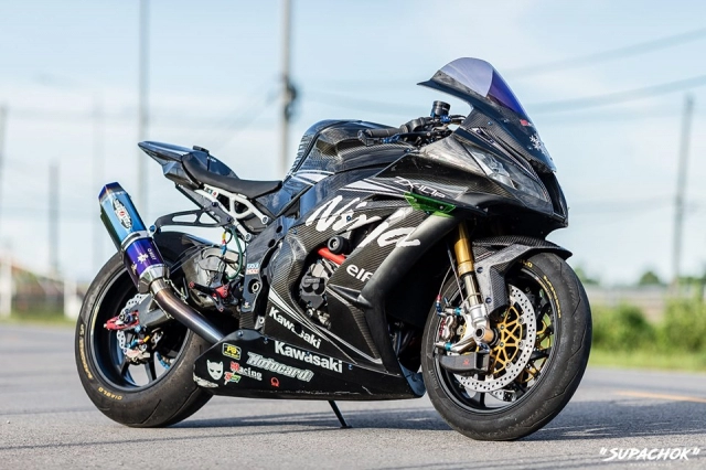 Kawasaki zx-10r độ vượt trội với dàn áo full carbon