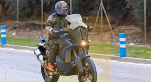 Ktm 1290 super adventure chuẩn bị xuất hiện diện mạo mới dự kiến ra mắt vào năm 2020