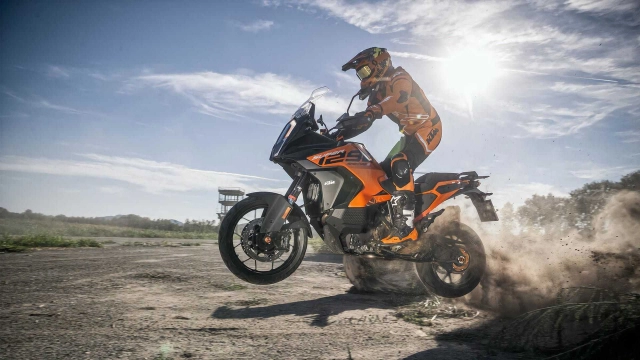 Ktm 1290 super adventure s 2023 đã sẵn sàng chinh phục những dặm đường