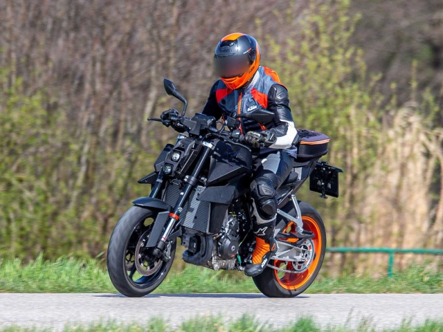 Ktm 990 duke 2023 tiếp tục lộ diện khi đang thử nghiệm