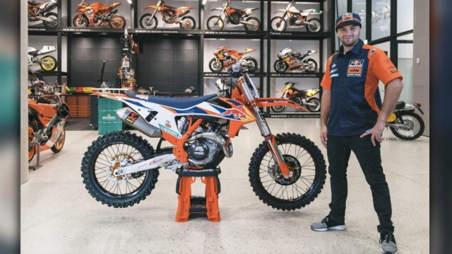 Ktm ra mắt supercross 450 sx-f factory edition