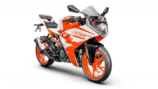 Ktm rc125 2022 lộ diện sở hữu đồ họa motogp dành cho những tín đồ nhập môn