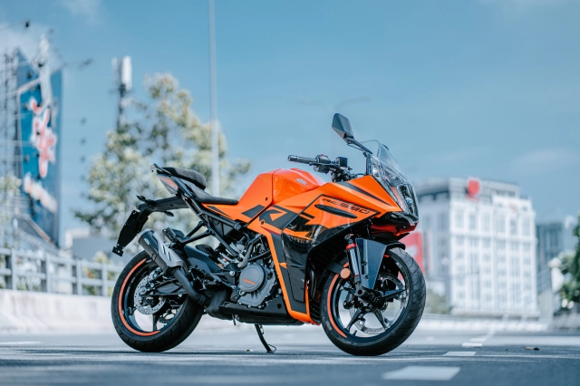 Ktm rc390 chính thức trở lại thị trường việt nam với ngoại hình hoàn toàn mới