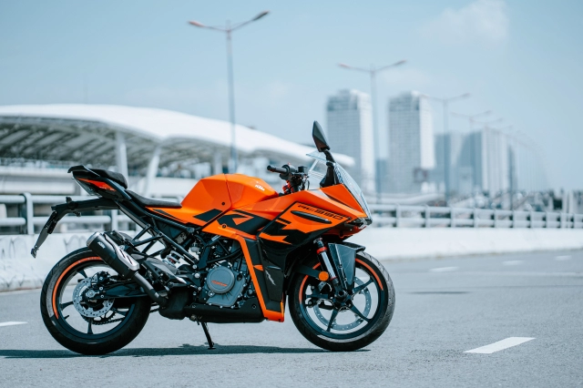 Ktm rc390 chính thức trở lại thị trường việt nam với ngoại hình hoàn toàn mới