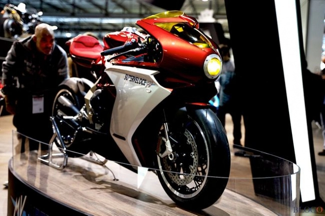 Kỷ lục 600 mô hình mv agusta brutale 1000 và superveloce 800 được bán hết trong một vài ngày