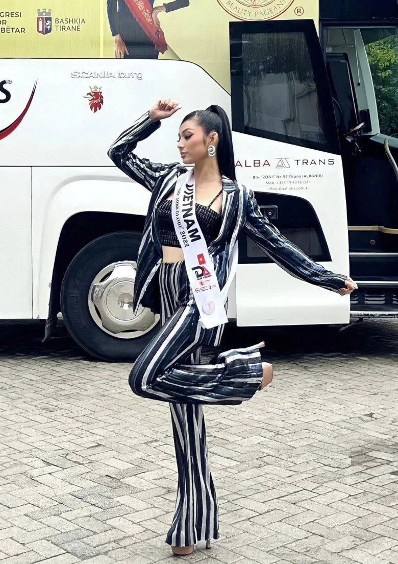 Lâm thu hồng ẵm giải á hậu 4 miss globe 2022 mất hành lý 7 ngày vẫn thắng đẫm giải thưởng