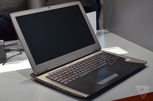Laptop chơi game với màn hình 4k tản nhiệt nước của asus