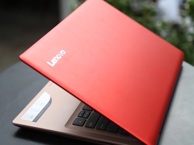 Lenovo tung bộ đôi laptop giá mềm có bảo mật vân tay