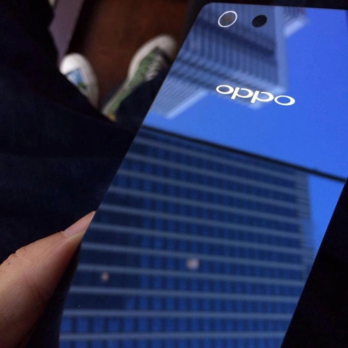 Lộ oppo r1s màn hình 5 inch chip snapdragon
