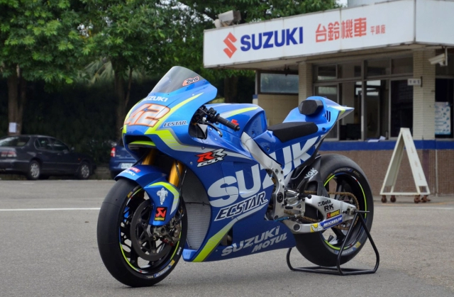 Lộ tin thiết kế của suzuki sv650rr nhằm cạnh tranh với aprilia rs660 và yamaha r7