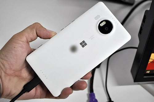 Lumia 950 xl có giá 16 triệu đồng chiếc pc thu nhỏ