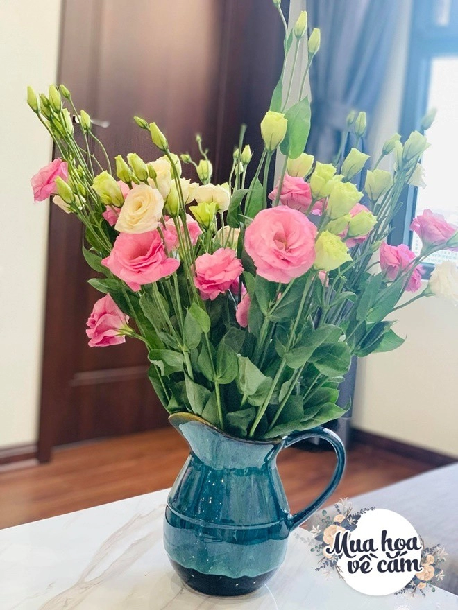 Mẹ việt biến nhà rực sắc đón ngày 83 khoe muôn kiểu cắm hoa đẹp rụng rời
