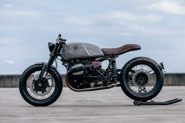 Một chiếc bmw rninet độ cafe racer của deus