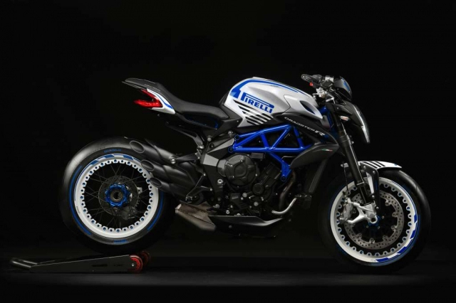 Mv agusta dragster 800 rr pirelli 2019 phiên bản đặc biệt có giá gần 1 tỷ đồng