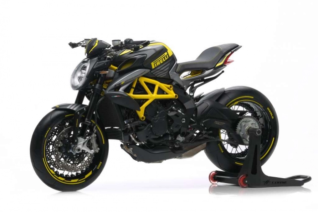 Mv agusta dragster 800 rr pirelli 2019 phiên bản đặc biệt có giá gần 1 tỷ đồng