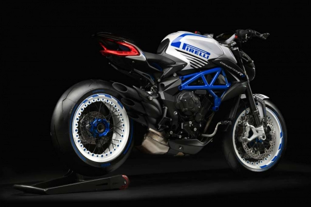 Mv agusta dragster 800 rr pirelli 2019 phiên bản đặc biệt có giá gần 1 tỷ đồng