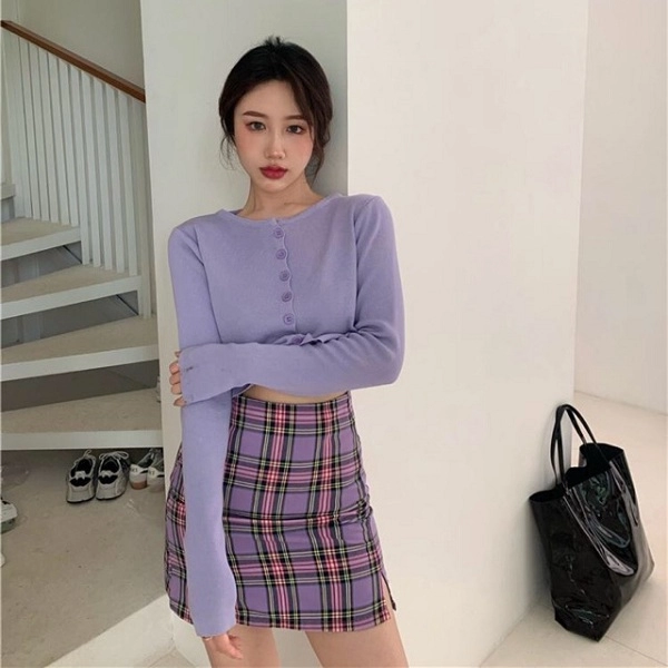 Năm mới thêm một tuổi nhưng nàng cứ nhắm mấy outfit này kiểu gì cũng được khen trẻ trung