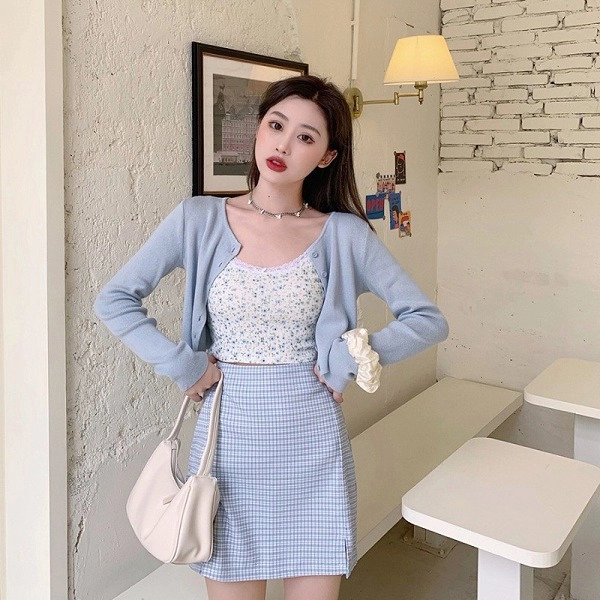 Năm mới thêm một tuổi nhưng nàng cứ nhắm mấy outfit này kiểu gì cũng được khen trẻ trung