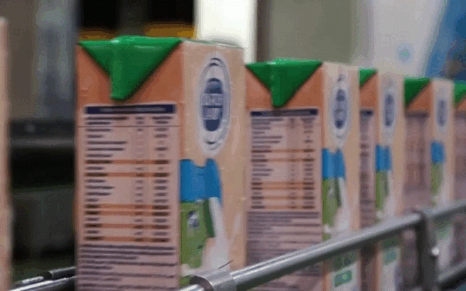 Netizen đào lại quảng cáo sữa 25 năm trước chấm luôn 10 điểm bền vững cho cô gái hà lan