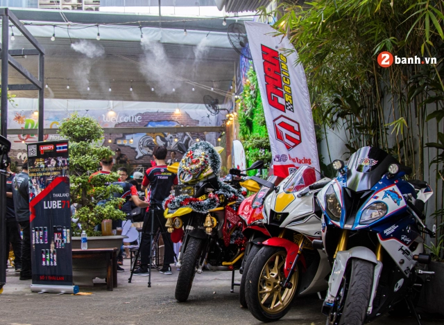 Ngày hội motorbike weekend hàng trăm biker tụ họp tại sài gòn