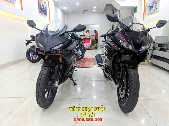 Ngoại hình honda cbr250rr và r15 v3 khi đứng cạnh nhau