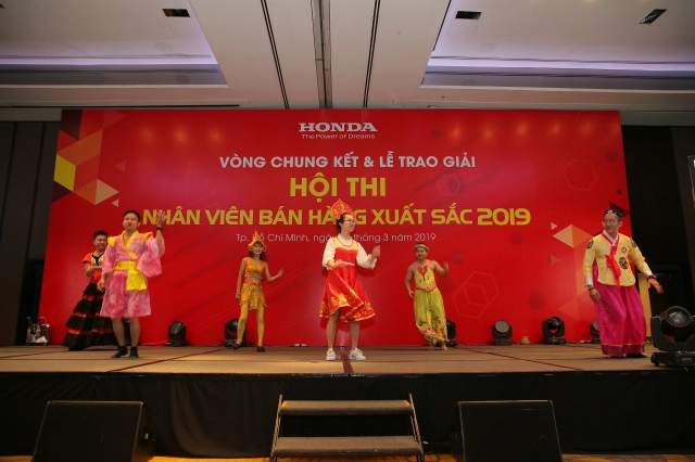 Nhìn lại cuộc thi nhân viên bán hàng xuất sắc 2019 vì khách hàng của honda việt nam