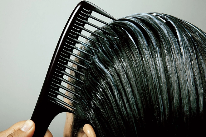 Những sai lầm khi gội đầu khiến tóc ngày càng xơ rối gãy rụng