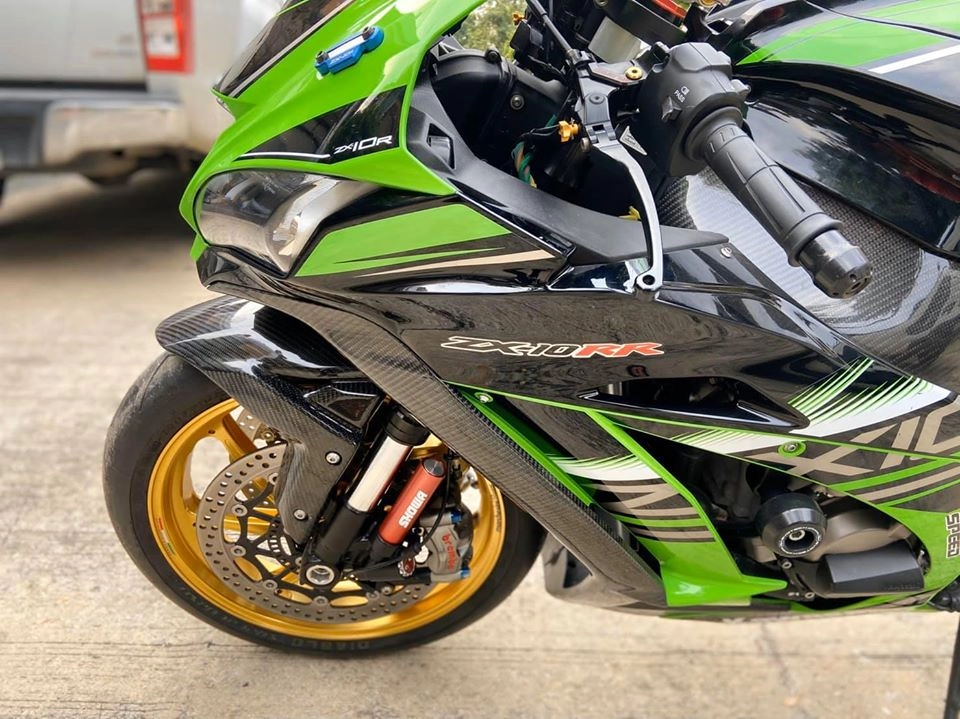 Ninja zx-10r cực chất trong bản độ toàn diện trên đất thái