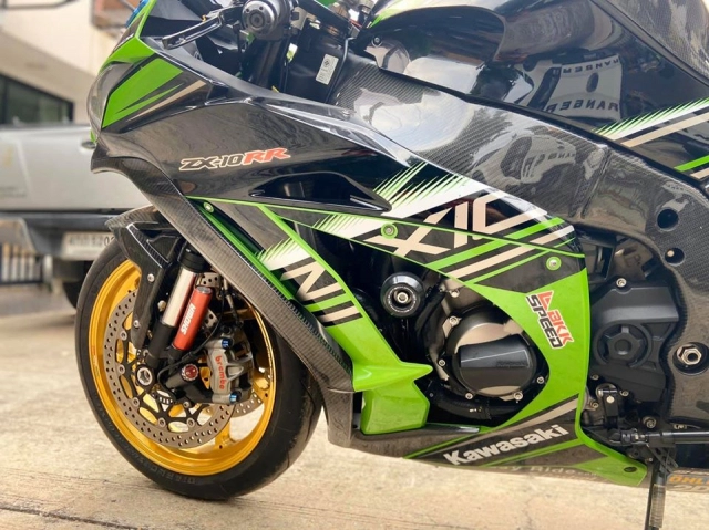 Ninja zx-10r cực chất trong bản độ toàn diện trên đất thái