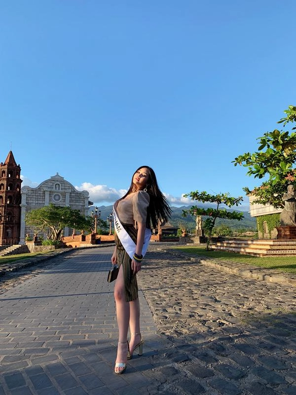 Ơn giời cuối cùng ngân anh không còn bị dìm nhan sắc tại miss intercontinental nữa rồi