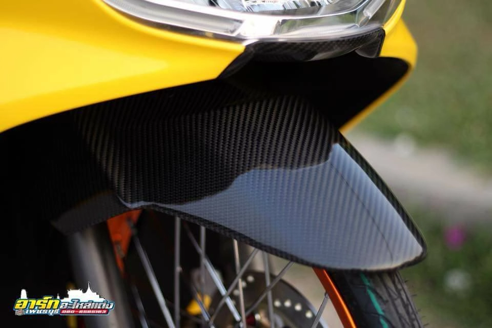 Pcx 150 độ tạo đẳng cấp với dàn chân siêu bén của biker nước bạn