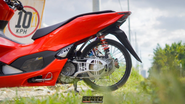 Pcx 160 sẽ trở nên hầm hố ra sao khi phá hình theo phong cách drag