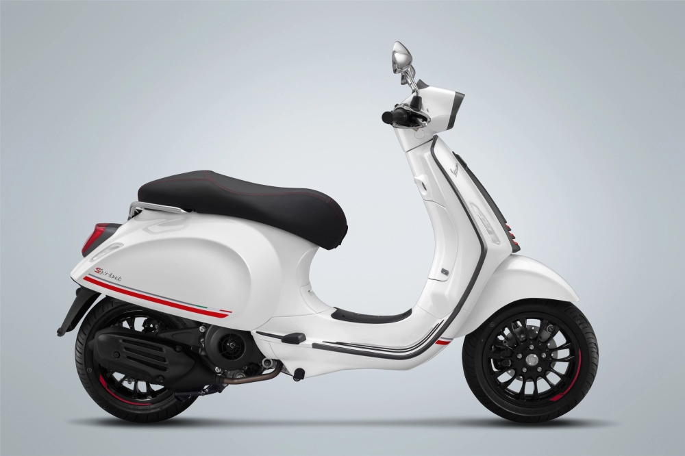 Piaggio ra mắt vespa sprint carbon 2019 giá 785 triệu đồng