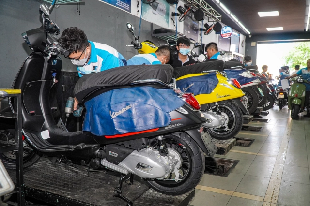 Piaggio topcom nguyễn văn trỗi lột xác với nhận diện thương hiệu mới motoplex