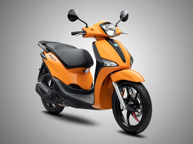 Piaggio việt nam gửi quà tặng kỳ diệu đến khách hàng dịp cuối năm