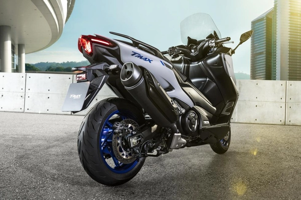 Ra mắt yamaha tmax 2020 với động cơ mạnh nhất từ trước đến nay