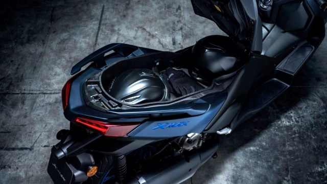 Ra mắt yamaha xmax 300 2023 hoàn toàn mới