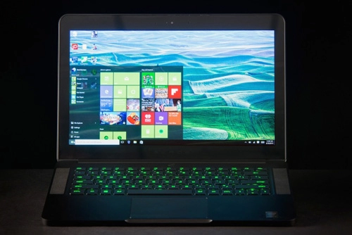 Razer blade 2015 chiến cơ số 1 cho game thủ