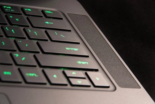 Razer blade 2015 chiến cơ số 1 cho game thủ