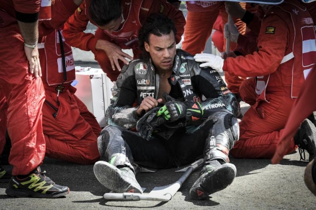 Rossi và vinales ám ảnh cuộc đua tại motogp áo